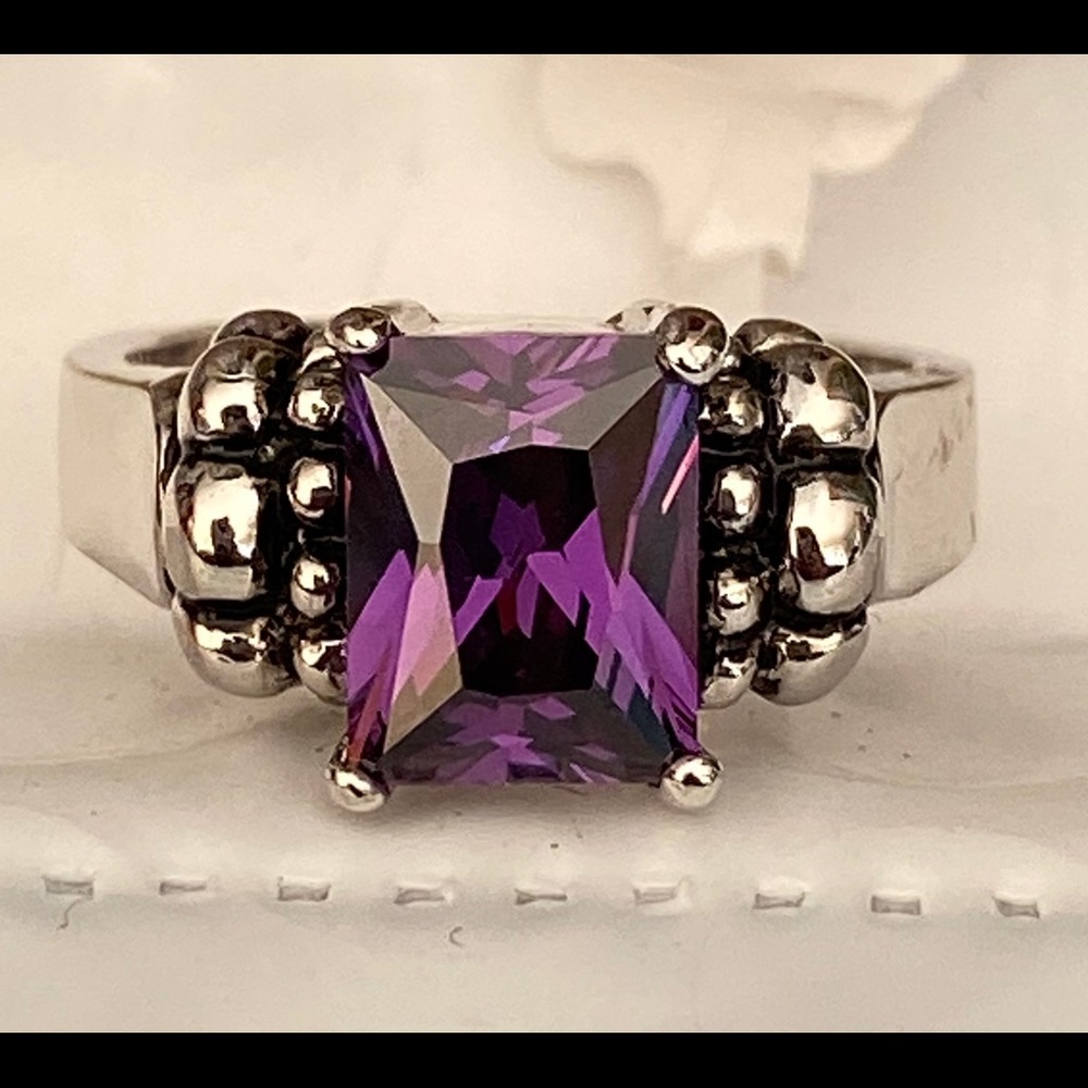 David Yurman like Emerald cut purple stone ring